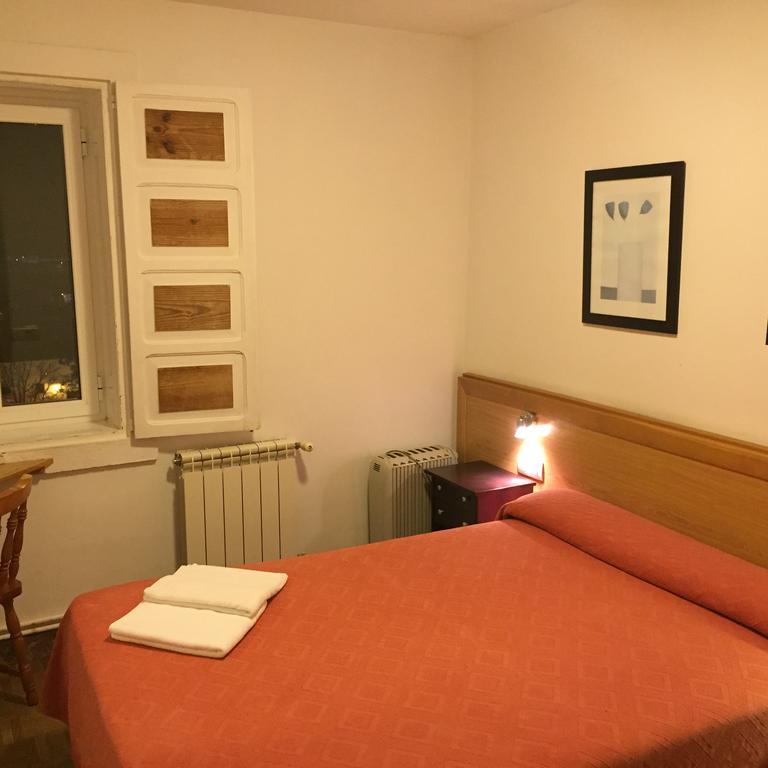 Casa Felisa Hotel ซานติอาโก เด กอมโปสเตลา ภายนอก รูปภาพ